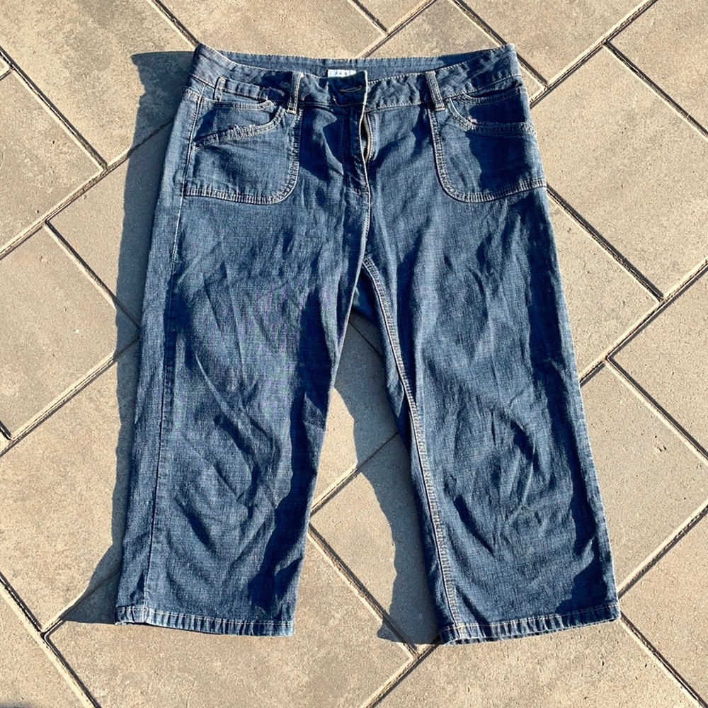 Liz & co Stretch Jean Capris Size 10